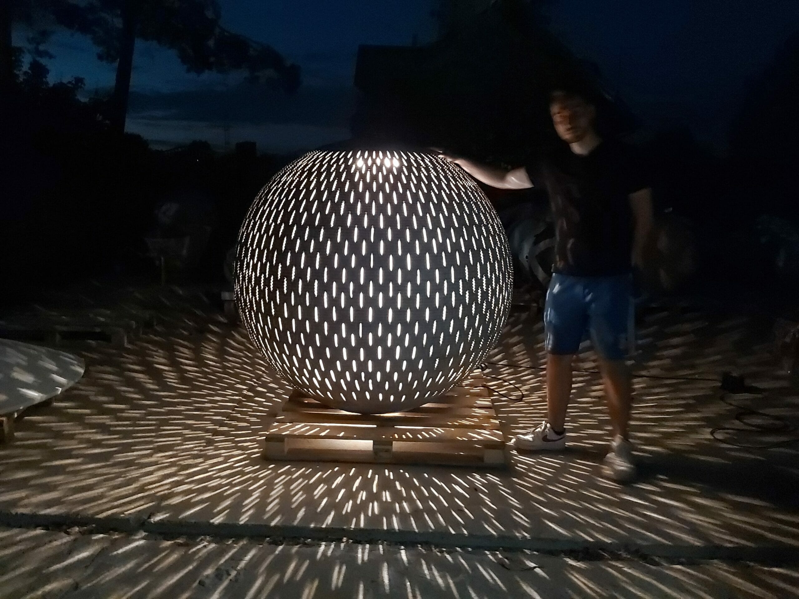 Magic Sphere at night with yellow light - Svaja